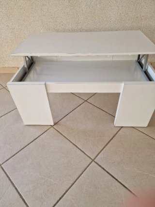 Mesa de centro elevable blanca