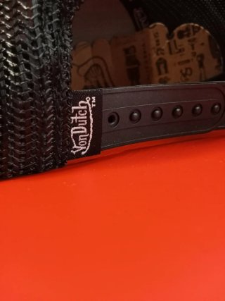 Gorra Von Dutch Negra y Dorada