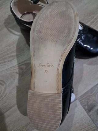 Zapatos niña charol negros T33