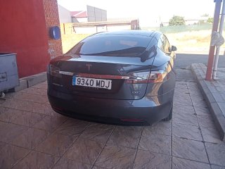 Tesla Model S 2017