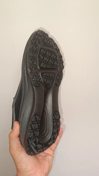 Nike Vomero 18 Gore-Tex Negro/Gris