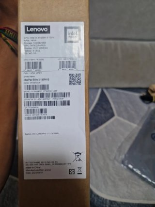 Portátil Lenovo Nuevo