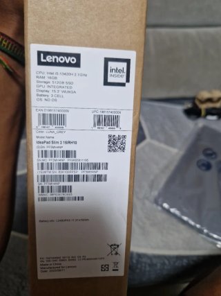 Portátil Lenovo Nuevo