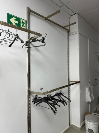 Maniquíes tienda ropa (blanco y negro)