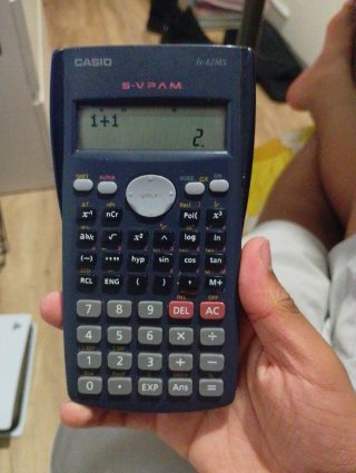 Calculadora Casio fx-82MS S-VPAM