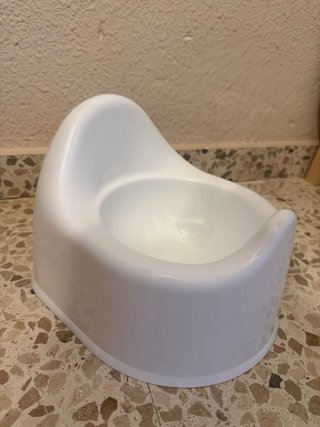 Orinal blanco para bebé