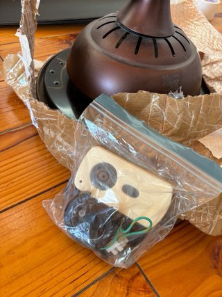 Ventilador de Techo con luz. Gran tamaño. Faro