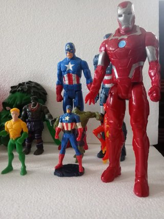 Lotto statuette Marvel Spiderman Thor iron man