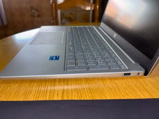 HP 15 Intel Core i5 512GB SSD 8GB RAM