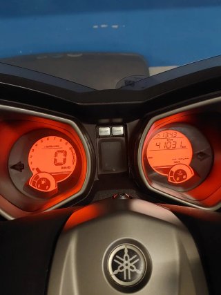 Yamaha XMAX 125 de 2017  Negra/Gris - Maxi Scooter