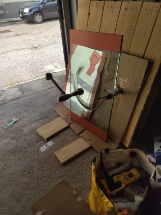 Mobile bagno in vetro e legno