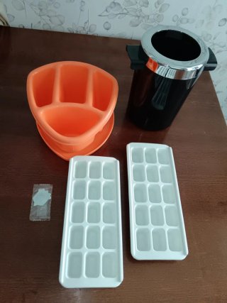 2 Bandejas Hielo+Cubitera Botella+ Escurridor cubi