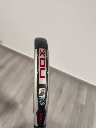 Pala de pádel NOX AT10 Genius 2023 12K