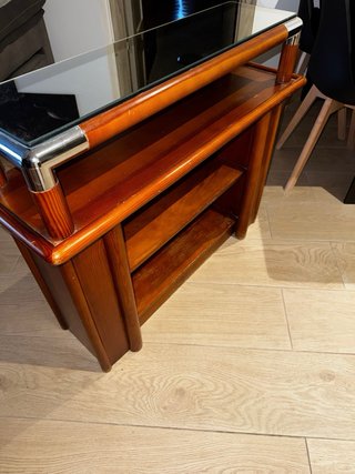 Mueble recibidor madera y cristal