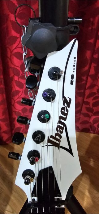 Ibanez RG350DX DIMARZIO SUPER DISTORSIÓN/EVOLUTION