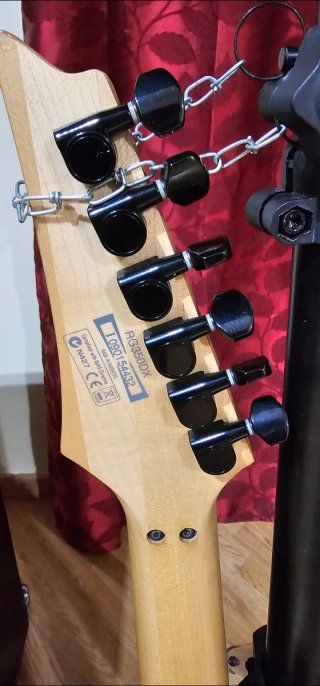Ibanez RG350DX DIMARZIO SUPER DISTORSIÓN/EVOLUTION