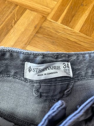 Pantalones cortos vaqueros grises Stradivarius