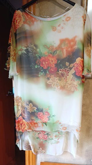 Divino vestido estampado floral de gasa