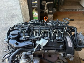 Motor 1.6 TDI 105cv Completo VW