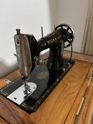 Máquina de coser antigua Sigma