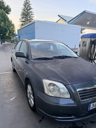 Toyota Avensis 2005