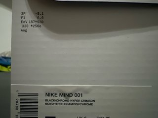 Nike MIND 001