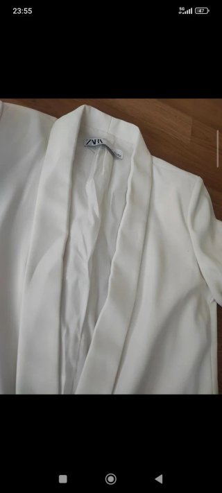 Blazer blanca de Zara