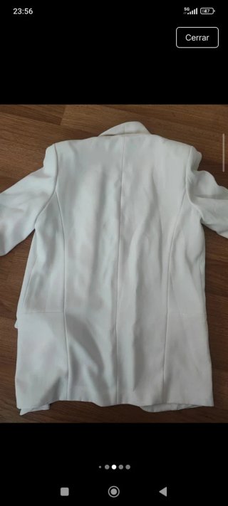 Blazer blanca de Zara