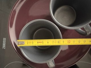 Set de platos y tazas . Ikea.