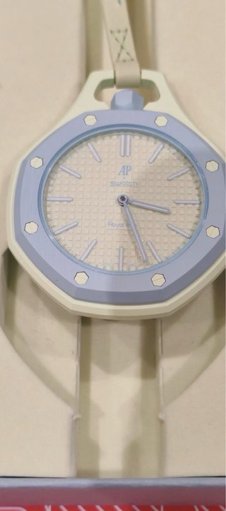 Reloj Swatch Royal Pop Azul
