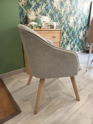 Silla de tela y madera