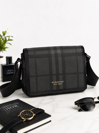 Bolso Burberry Negro y Gris