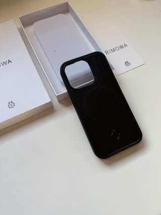 Funda Rimowa iPhone 15 Pro Max Negra