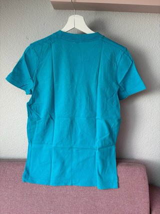 Camiseta Hollister Azul y Roja Talla S