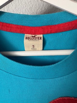 Camiseta Hollister Azul y Roja Talla S
