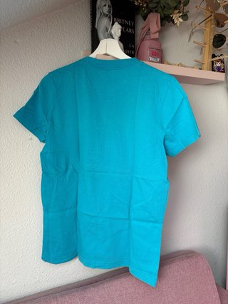 Camiseta Hollister Azul y Roja Talla S