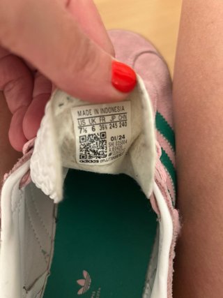 Adidas Gazelle rosas con verde poco uso