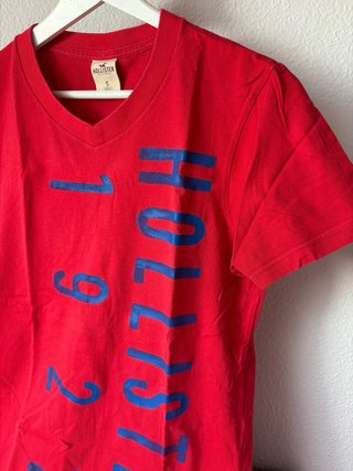 Camiseta Hollister Roja Talla S