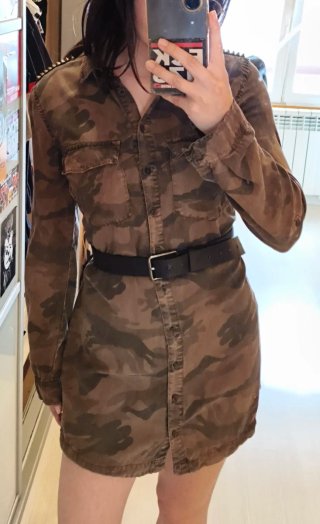 Vestido camuflaje con cinturón
