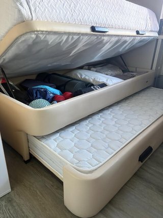 Cama canapé con supletoria beige