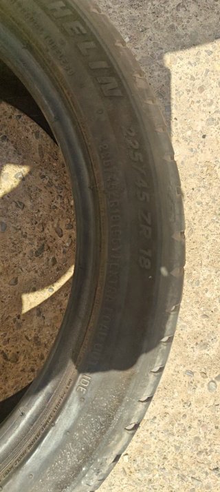 Neumático Michelin Pilot Sport 5 225/45 ZR 18(95Y)