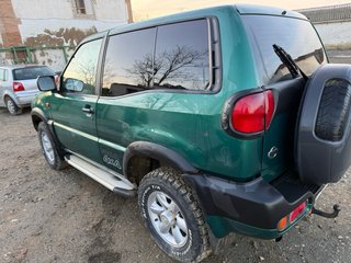 Nissan Terrano II 4x4 Verde