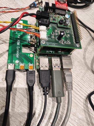 Raspberry Pi 4 4GB con accesorios