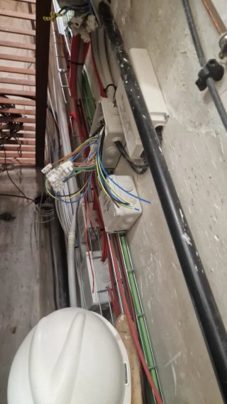 Lampista Especializado en Electricidad