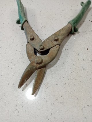 Tijeras de chapa