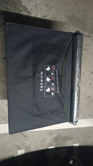 Placa solar portátil plegable