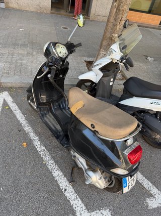 Vespa Piaggio 125 Negra 2008