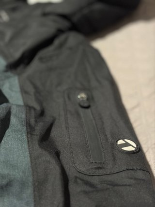 Chaqueta y pantalón de esquí