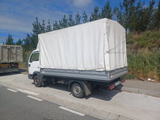Nissan Cabstar 2001