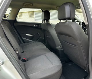 Opel Astra 2011